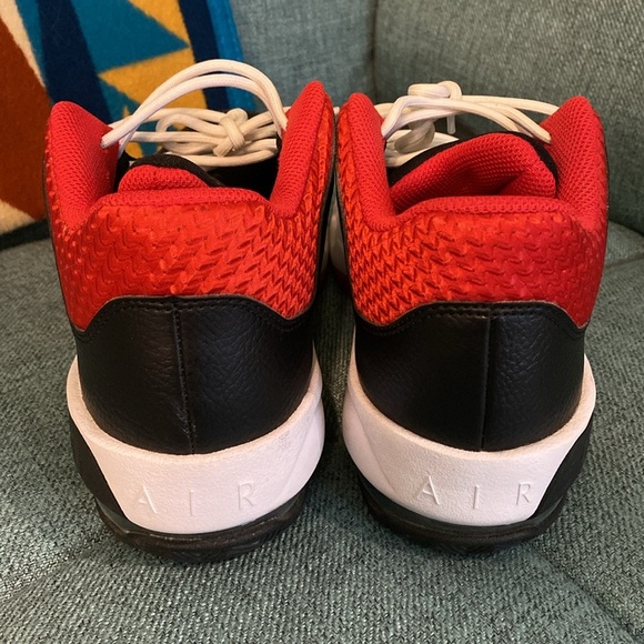 Nike Jordan Max Aura 3 Youth Size 6.5 - Picture 2 of 8